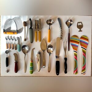 Vintage Misc Kitchen utensils 24 items in the bundle
